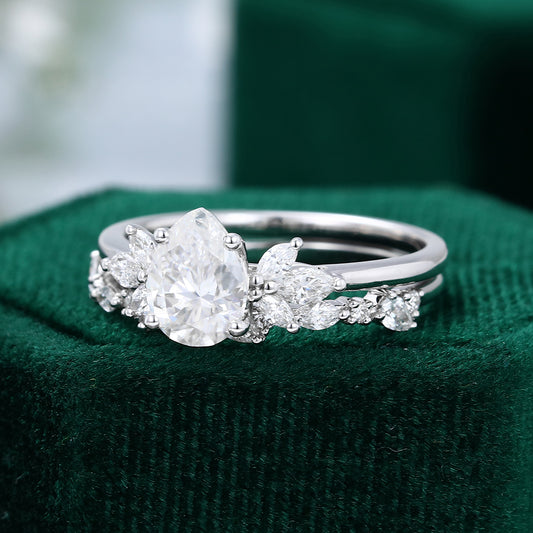 1 Carat Pear Moissanite Engagement & Wedding Ring Set with Marquise Accents