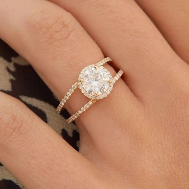 2.20 Carat Round Moissanite Wedding Ring with Side Accents