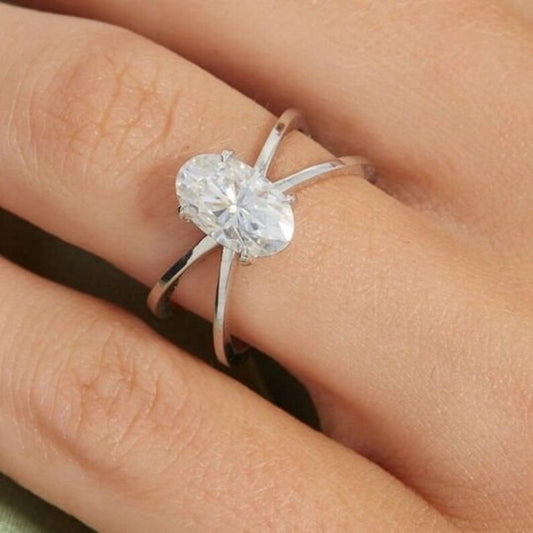 3.0 Carat Oval Moissanite Engagement Ring for Women