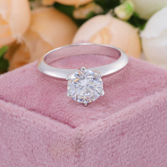 1.8 Ct Brilliant Round Cut Moissanite Engagement Ring