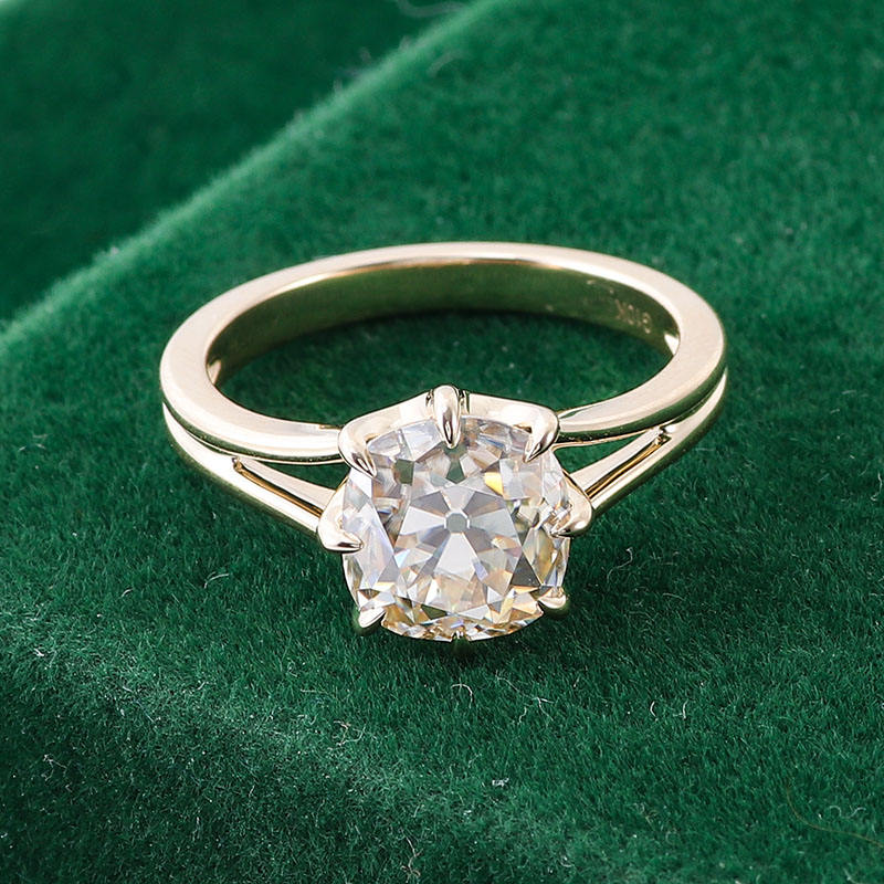 2.3 Ct Cushion Moissanite Engagement Ring