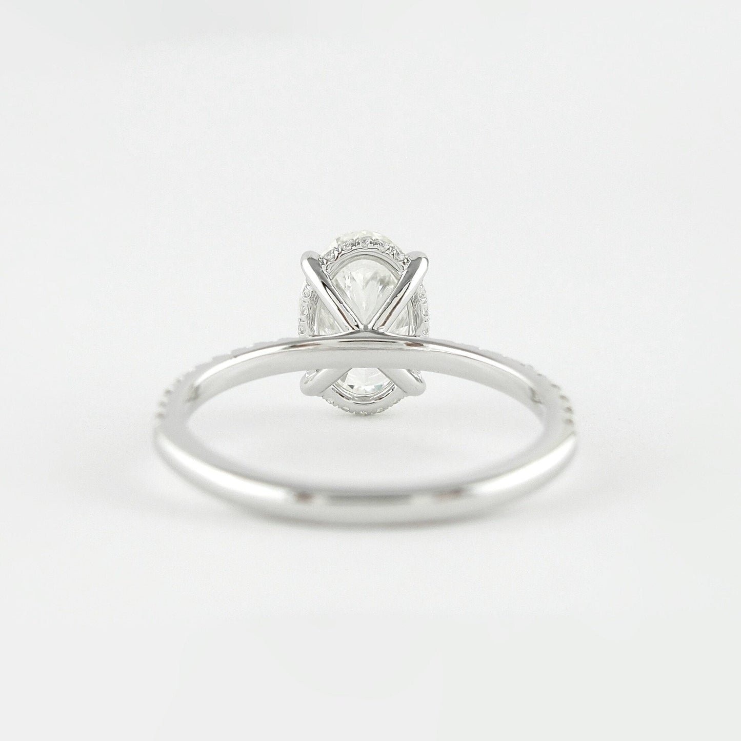 1.85 Ct Ovel & Round Moissanite Diamond Engagement Ring