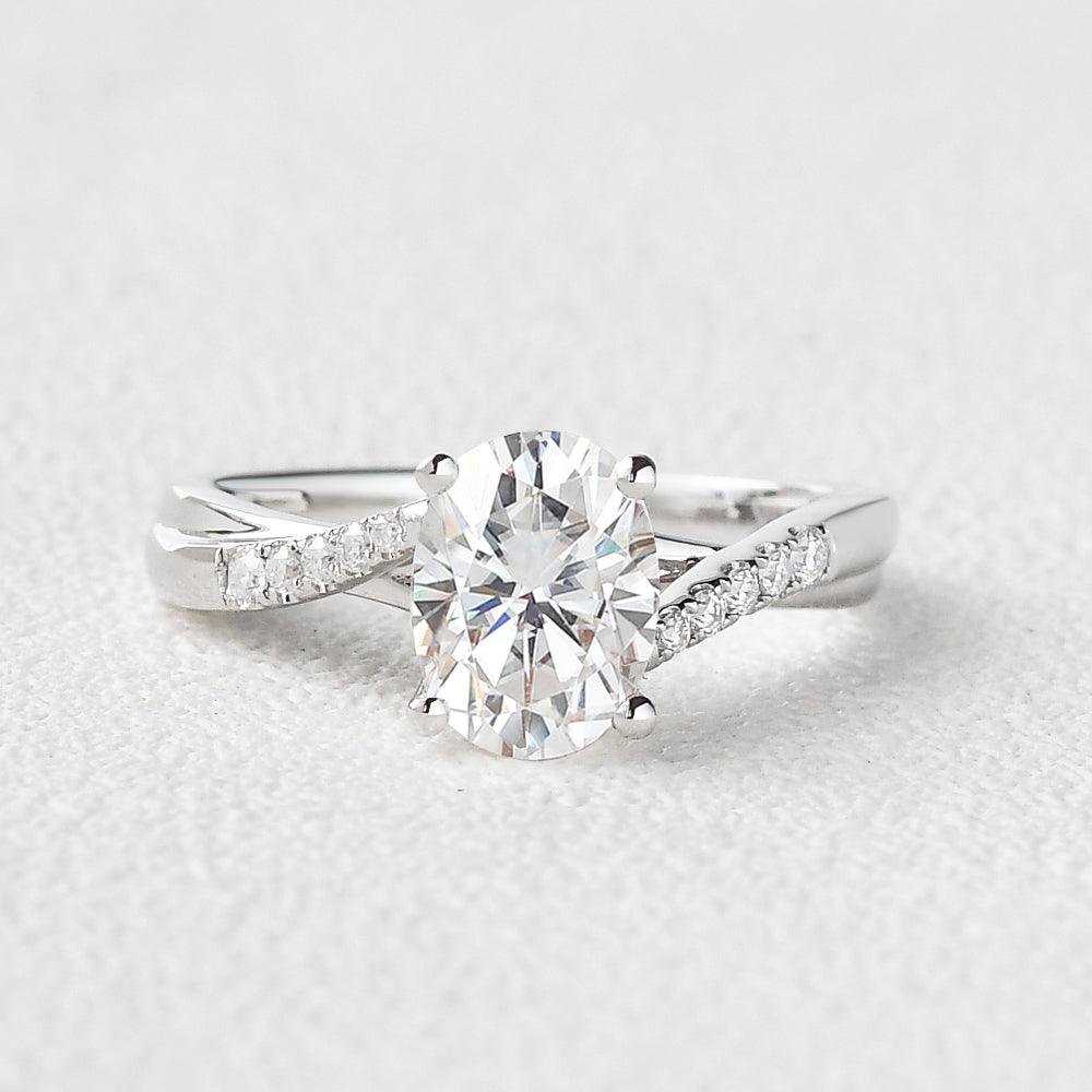 2.55ct moisaanite oval with round cut engagement ring