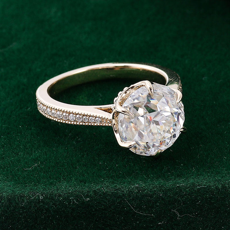 2.4 Ct Brilliant Round Cut Moissanite Engagement Ring