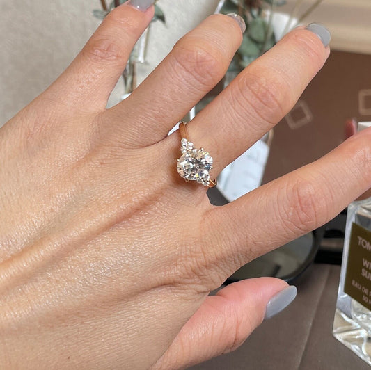 2.03 Ct Oval Moissanite Engagement Ring