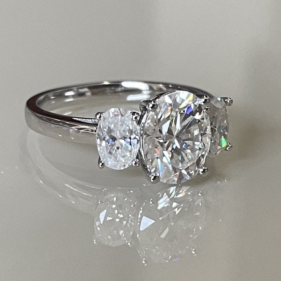 2.0 CT Oval Moissanite Engagement Ring