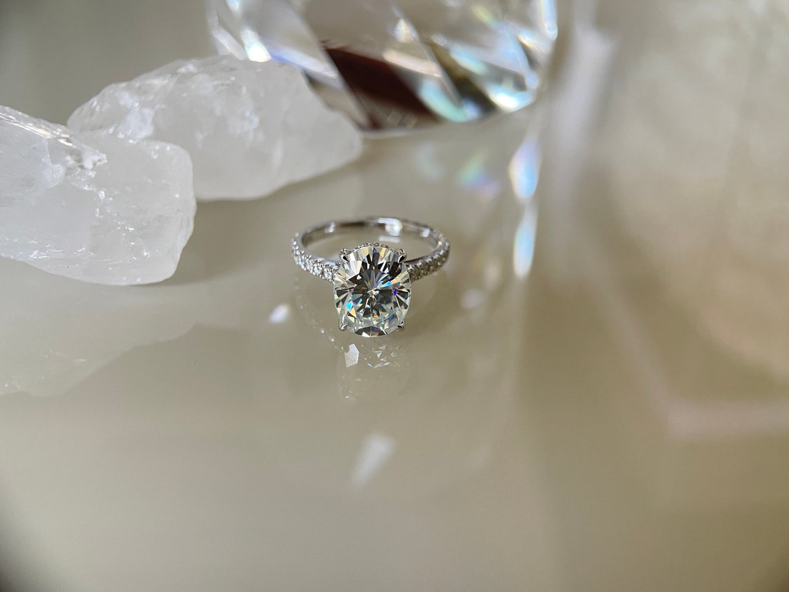 2.06 CT Oval Moissanite & Round Engagement Ring