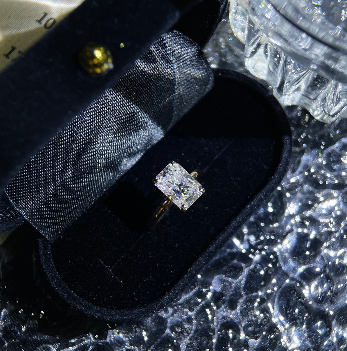 2.20 Ct Moissanite Engagement Ring