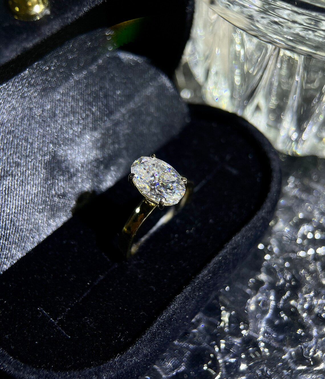 2.0 CT Oval Moissanite Engagement Ring