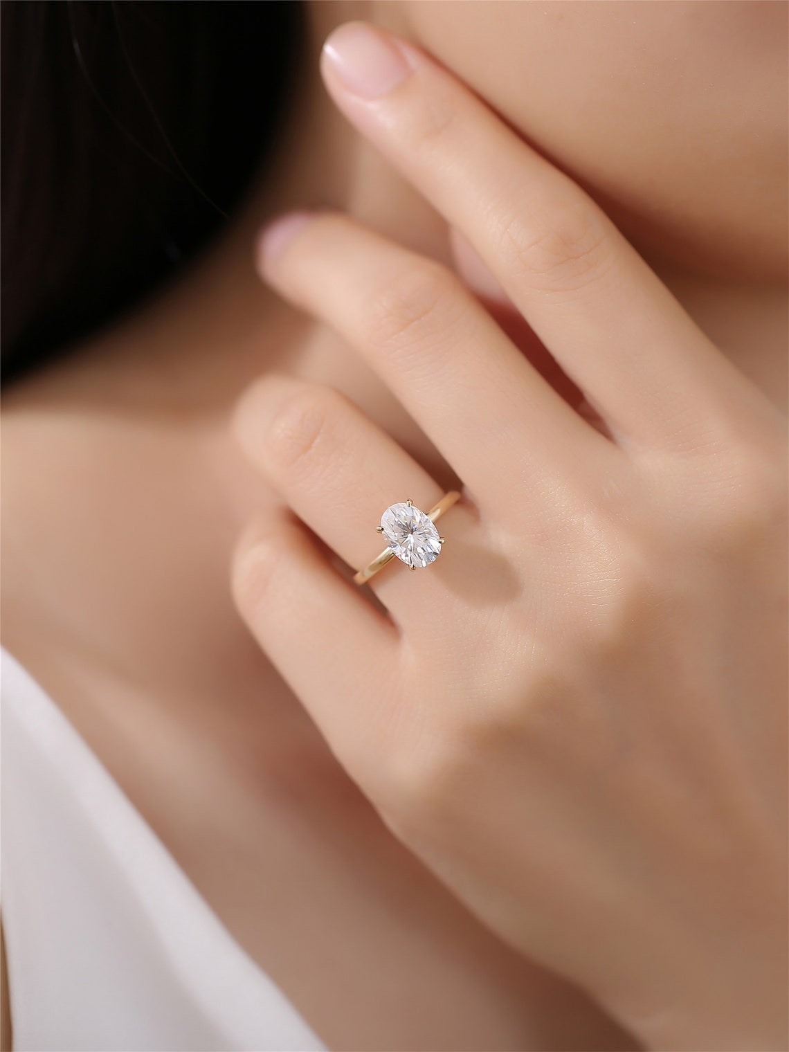 2.01 CT Oval Moissanite Engagement Ring