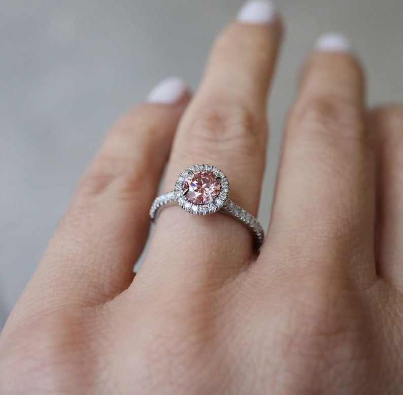 Beautiful Pink Round 1.0 CT Wedding Ring