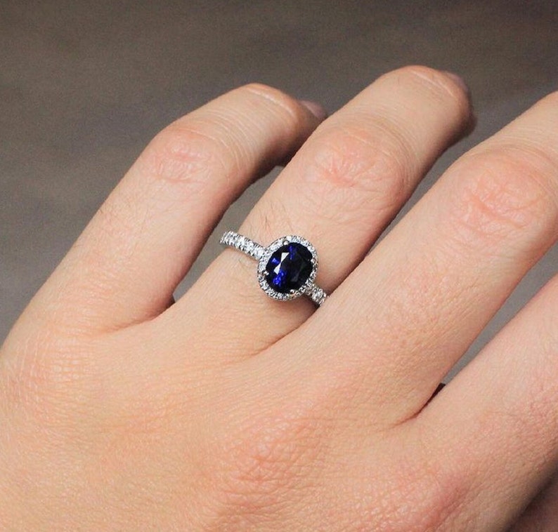 2.0 Ct Blue Oval With Brilliant Round Moissanite Engagement Ring