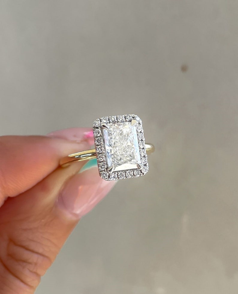 1.05 Ct Radiant Moissanite Engagement Ring