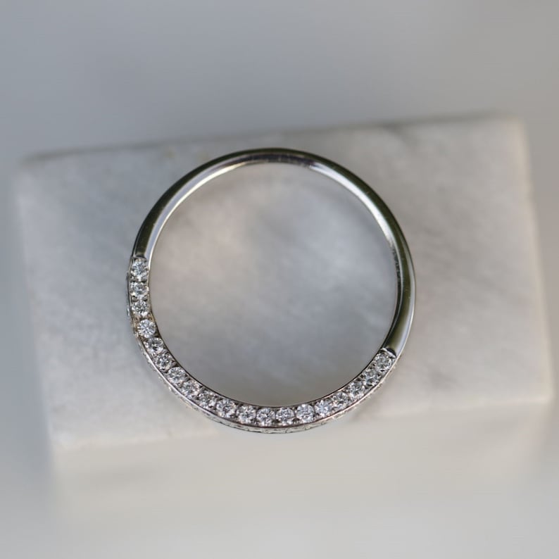 Beautiful Moissanite Couple Band