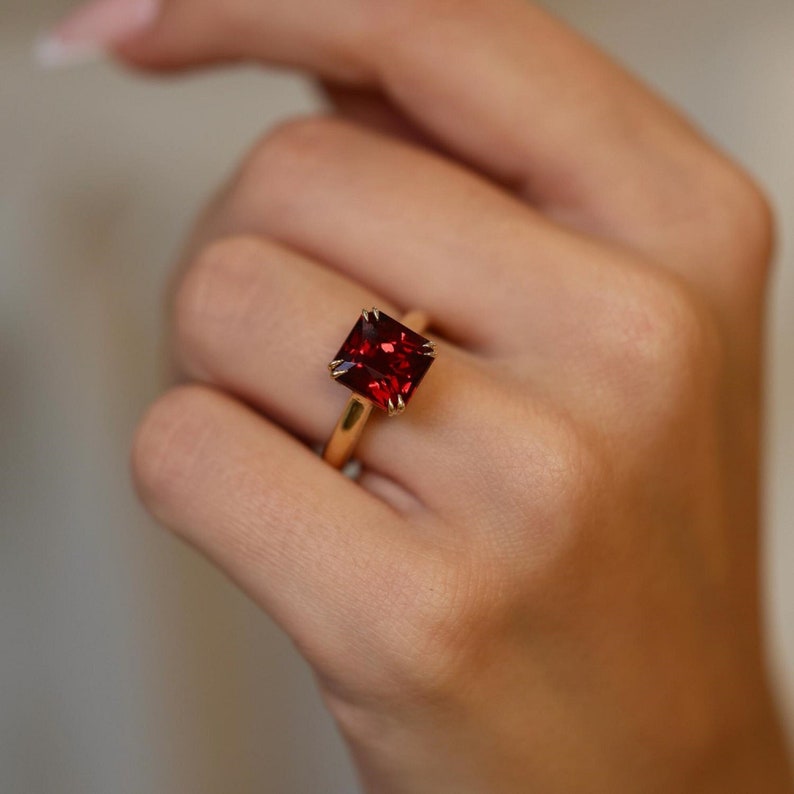 2.0 Ct Ravishing Red Square Cushion Engagement Ring