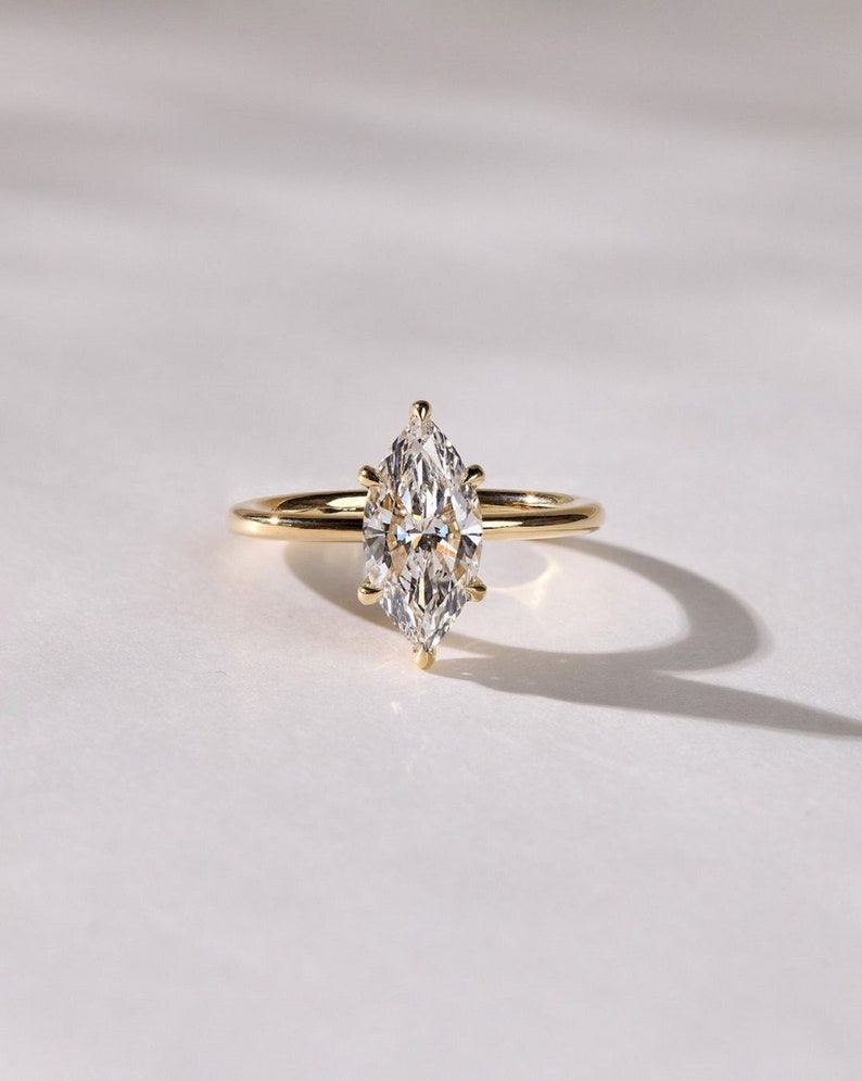 2.0 Ct Marquise Moissanite Engagement Ring