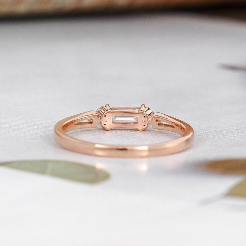 Beautiful Baugette Promise Ring