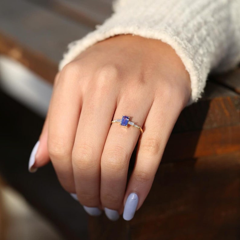 2.0 Ct Blue Emerald With Baugettes & Round Moissanite Engagement Ring