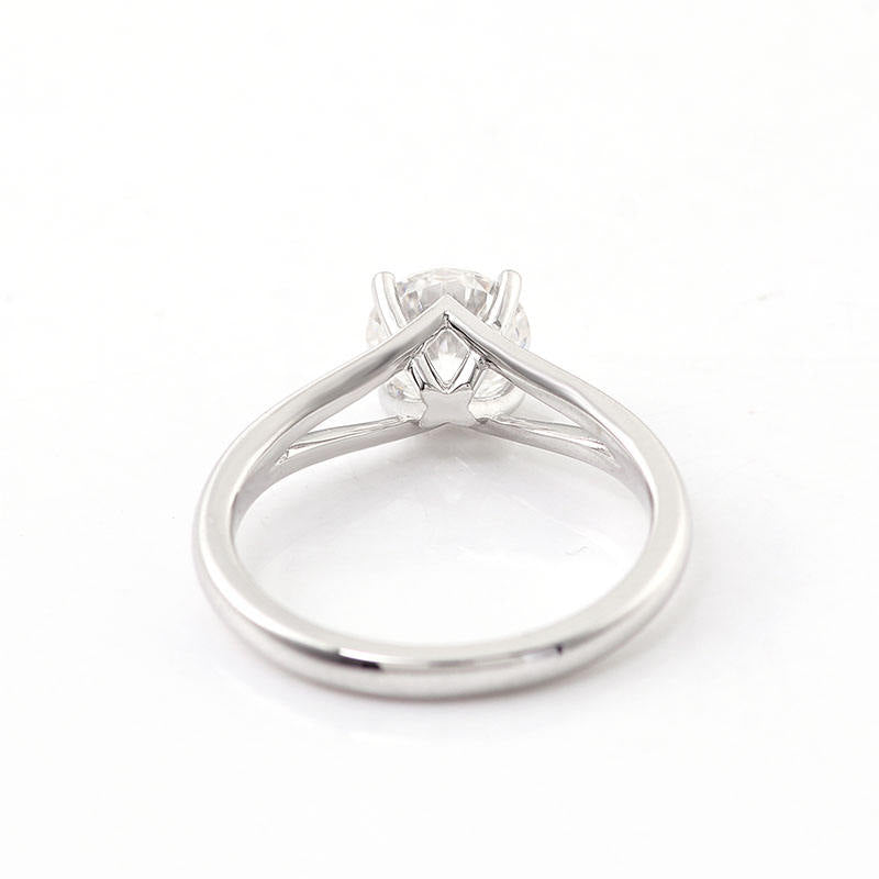 1.3 Ct Brilliant Round Moissanite Engagement Ring